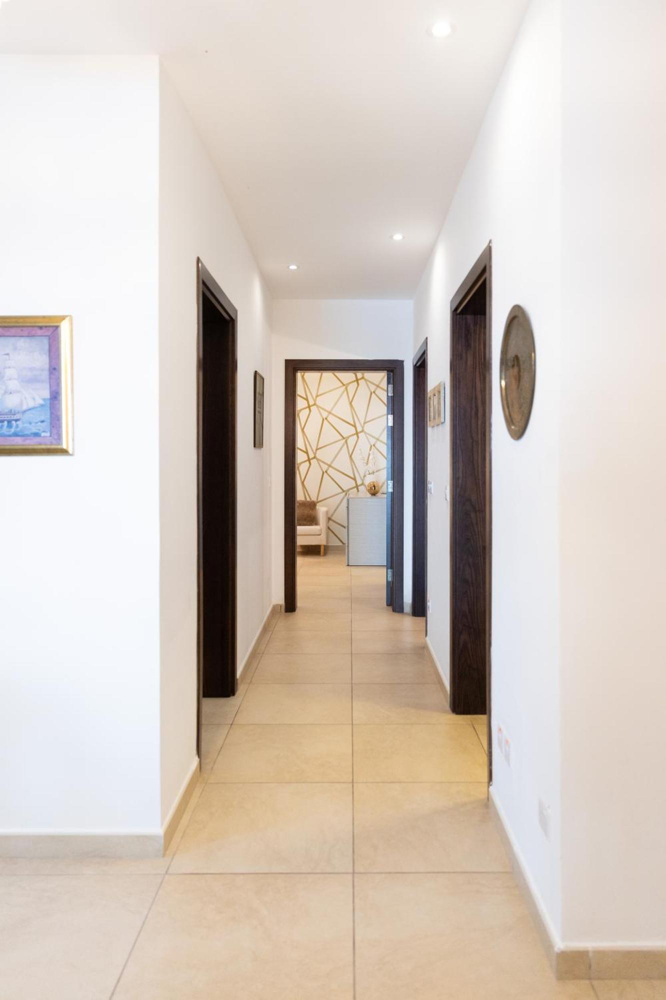 Luxury Seafront 3Br With Pool By Arcobnb スリーマ エクステリア 写真
