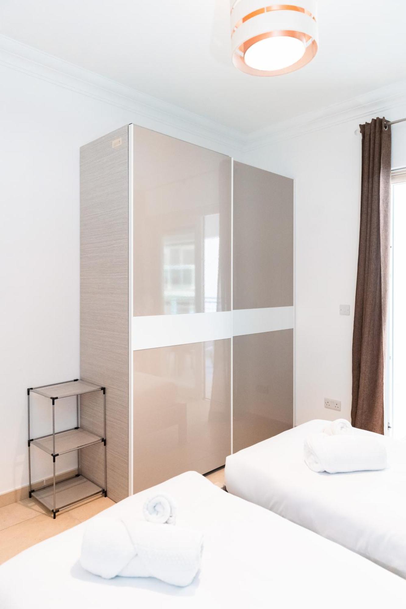 Luxury Seafront 3Br With Pool By Arcobnb スリーマ エクステリア 写真