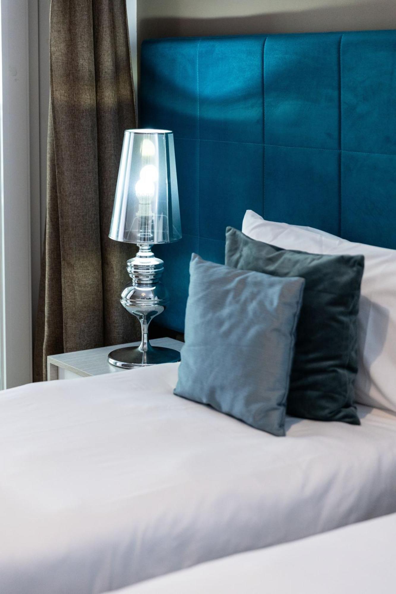 Luxury Seafront 3Br With Pool By Arcobnb スリーマ エクステリア 写真
