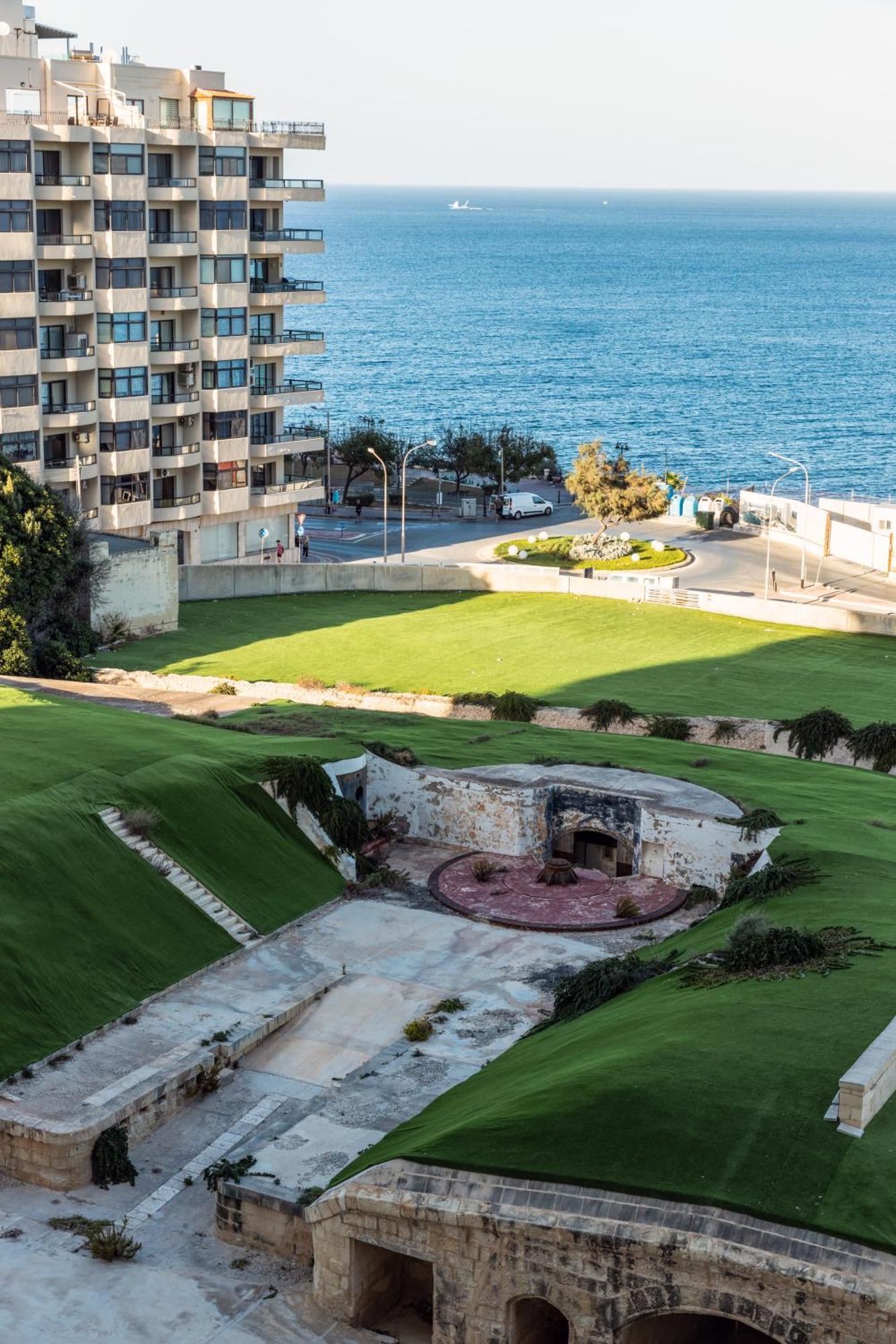 Luxury Seafront 3Br With Pool By Arcobnb スリーマ エクステリア 写真