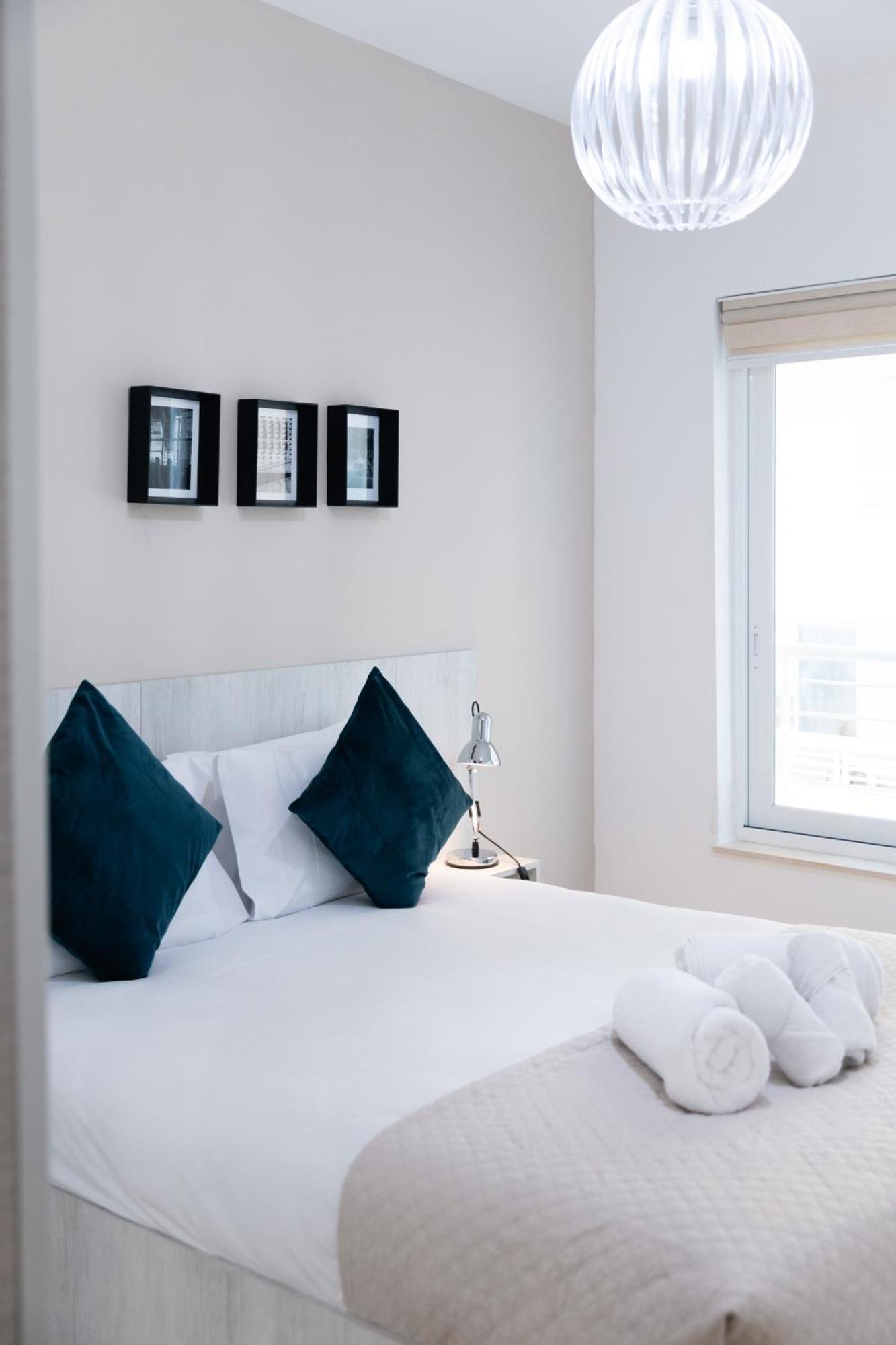 Luxury Seafront 3Br With Pool By Arcobnb スリーマ エクステリア 写真
