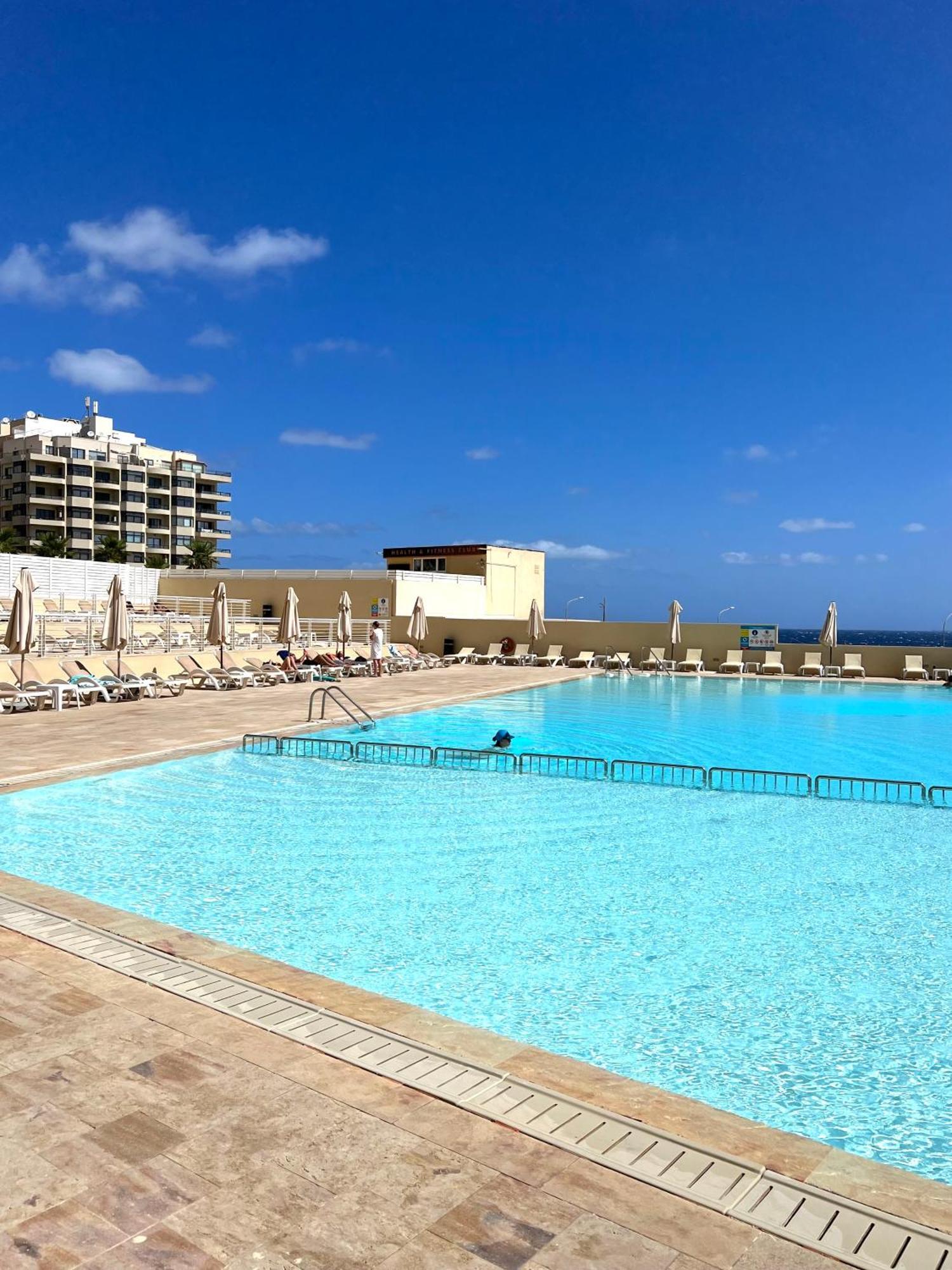 Luxury Seafront 3Br With Pool By Arcobnb スリーマ エクステリア 写真